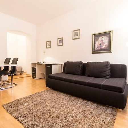 Apartment Meidling Wien Eksteriør billede
